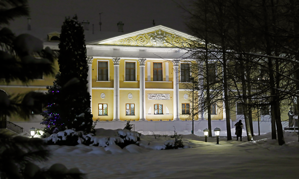 Усадьба Лопухиных в Малом Знаменском переулке.  Фото: Артем Геодакян/ТАСС