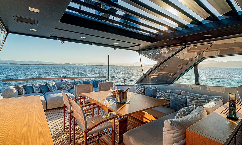 Интерьер яхты Sanlorenzo SX76.  Фото: Sanlorenzo