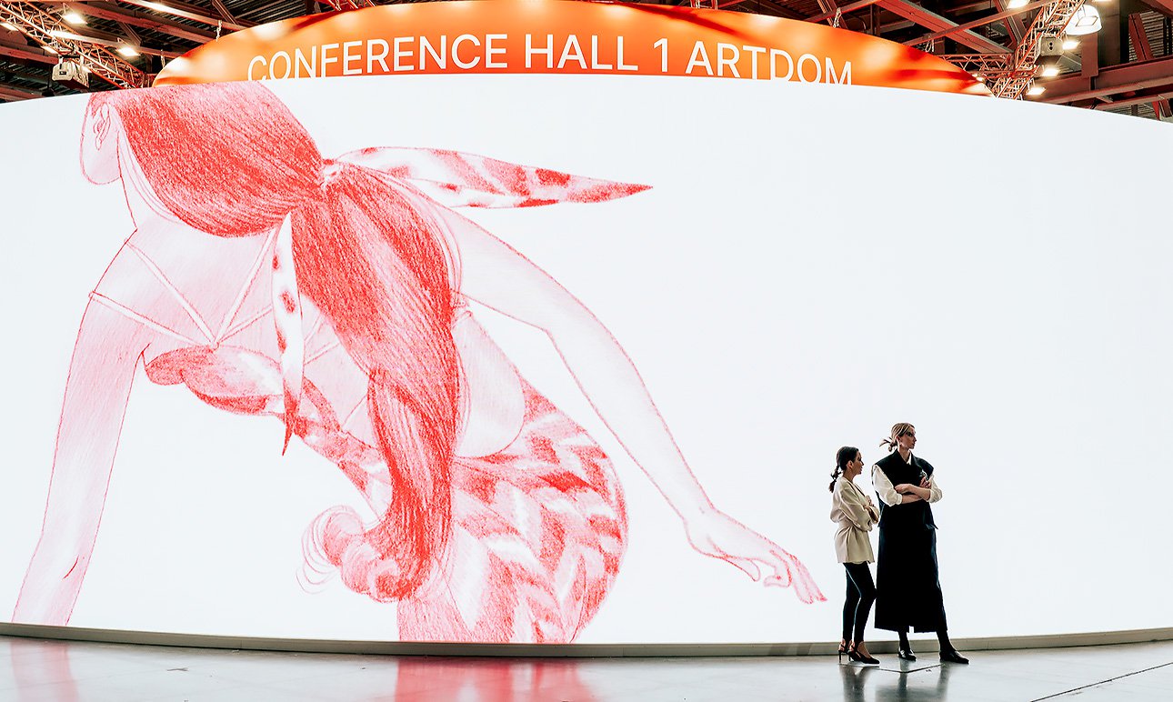 Выставка ARTDOM представляет дизайн и современное искусство.  Фото: ARTDOM