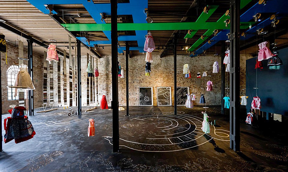 Экспозиция в национальном павильоне Мексики. Фото: La Biennale di Venezia